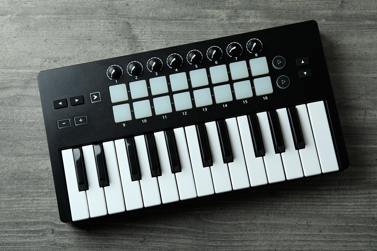 تاریخچه MIDI و تأثیر آن بر تولید موسیقی
